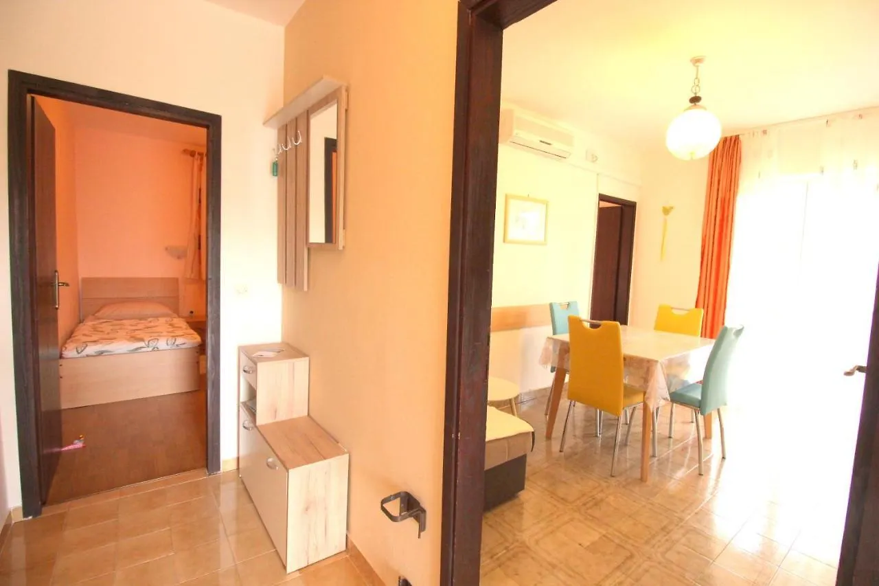 Irena Ap4 Apartment Novigrad